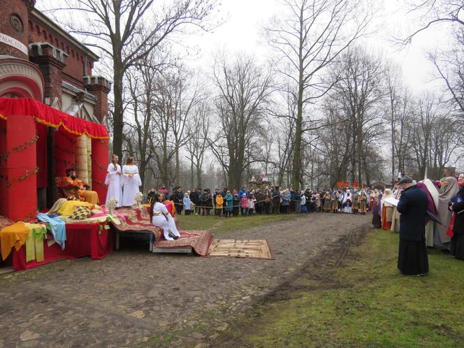 Misterium Męki Pańskiej na kalwaryjskim wzgórzu w Piekarach Śląskich