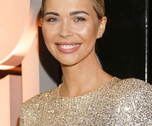 Sandra Kubicka śmieje się z matki na Instagramie. Zaraz je wepcham, super są!