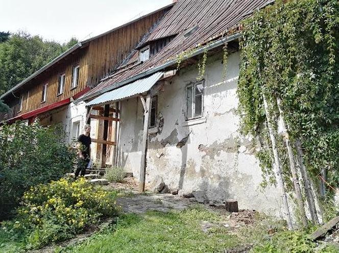 Przebudowa poniemieckiego domu. Zobacz zdjęcia przed i po 