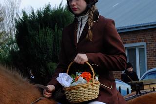 Przyjechali konno ze święconkami 