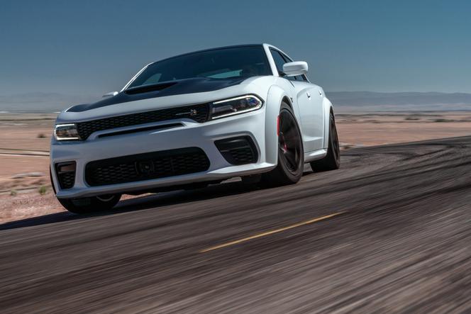 Dodge Charger Scat Pack i SRT Hellcat Widebody