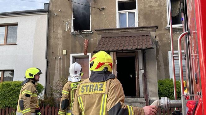 Najpierw był wybuch, potem pożar. Mama dwójki dzieci straciła wszystko, jej tata walczy w szpitalu