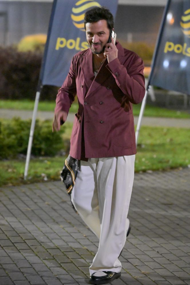 Kulisy "Tańca z Gwiazdami". Zmęczona Bursztynowicz, zakochani Kaczorowska i Rogacewicz. Szok, co zrobił Sikora