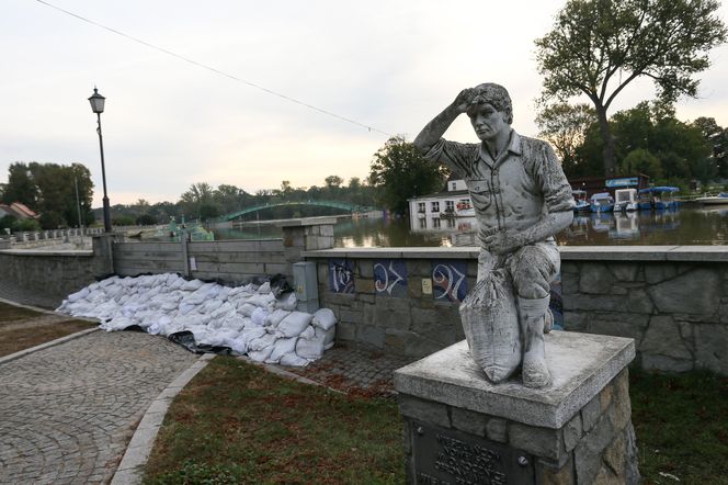 Nowa Sól - stan Odry na 23 września