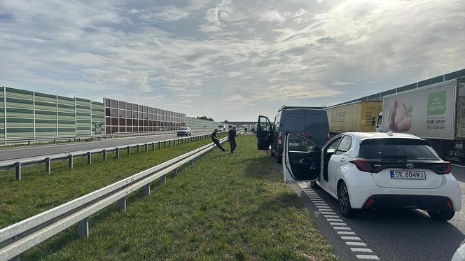 Wypadek na A1, motocyklista nie żyje. Kierowcy utknęli w potężnym, wielogodzinnym korku