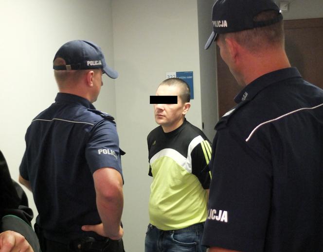 Pokaleczył ojca nożem, bo sprzedał jego rower do lombardu