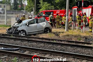 Wielkie drogi: Wypadek na przejeździe kolejowym. Matka z dziećmi cudem przeżyła