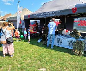 Piknik Wojskowy 18. Dywizji został zorganizowany na terenie zielonym przy aquaparku i stadionie miejskim w Siedlcach