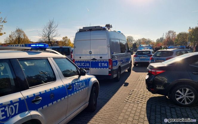 Awantura po pogrzebie w Gorzowie. Żałobnicy wściekli na policję