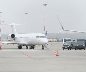 Robert De Niro już w Polsce. Aktor przyłapany na lotnisku w Warszawie