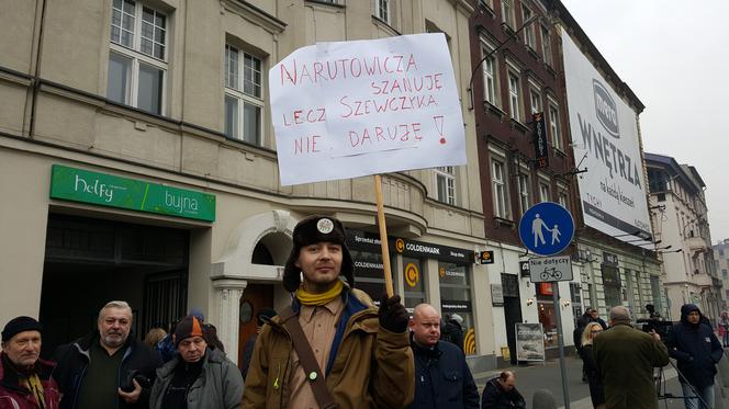 Mieszkańcy Katowic bronią placu Szewczyka