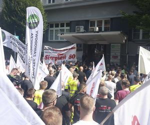 Protest górników i hutników ze Śląska w Warszawie