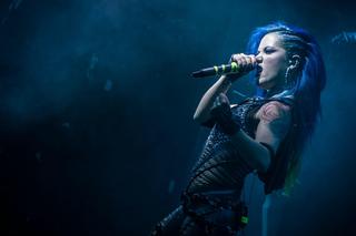 Alissa White-Gluz i Dragonforce zaśpiewali przebój Taylor Swift! Wyszło lepiej od oryginału?