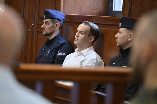 Proces Dawida Mirkowskiego o zabójstwo na Nowym Świecie. "Ja go, k***a, pociąłem!"