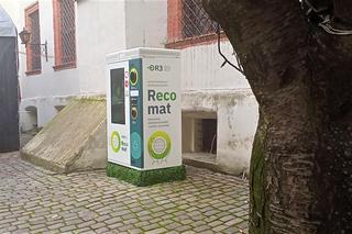 Recomat na dziedzińcu Zamku Książąt Pomorskich w Szczecinie