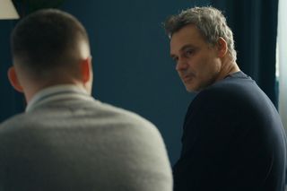 Barwy szczęścia, odcinek 3197. Darek (Andrzej Niemyt), Karol (Jan Wieczorkowski)