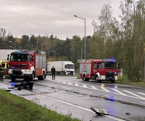 Piotrków Trybunalski. Śmiertelny wypadek kierującej saabem. Zginęła na oczach dzieci [ZDJĘCIA].