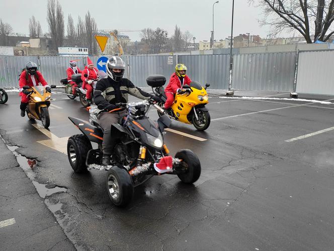 Mikołaje na motocyklach w Manufakturze. Finał corocznej akcji charytatywnej [ZDJĘCIA]