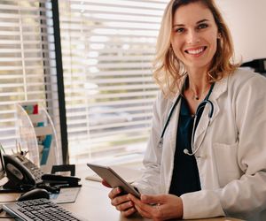 Internista: czym się zajmuje lekarz pierwszego kontaktu? Internista a lekarz rodzinny