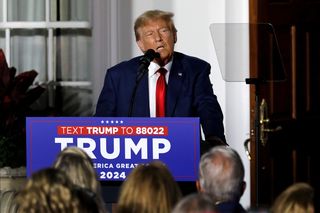 Donald Trump z aktem oskarżenia. Były prezydent USA nie przyznaje się do winy