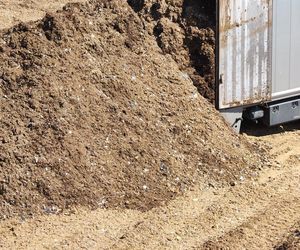 Nielegalne odpady na żwirowni w powiecie kolskim! Wielka akcja policji z Wielkopolski