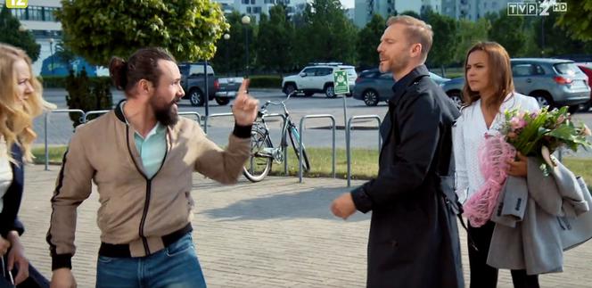 M jak miłość, odc. 1459: Andrzej (Krystian Wieczorek), Kacper (Wojciech Wachuda) 