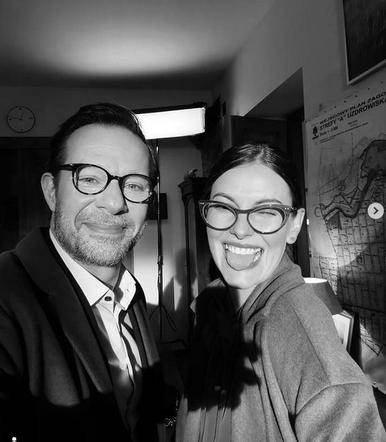 	Na dobre i na złe na planie. Mundek Bacewicz (Grzegorz Małecki), Sara Berezińska (Agnieszka Kawiorska)