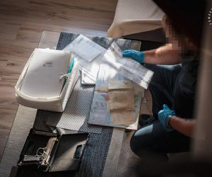 Śląska policja poluje na mafię śmieciową. Kolejne osoby zatrzymane. Zarzuty dla 105 osób