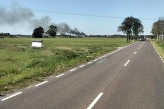 Lubelskie: Ogień strawił sprzęt rolniczy, budynki i kilka sztuk bydła. Straty wynoszą kilka milionów [GALERIA]