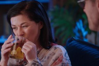 M jak miłość. Kinga (Katarzyna Cichopek), Dariusz Hoffman (Mateusz Rusin)