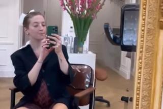 Lara Gessler tuż przed porodem odwiedziła fryzjera