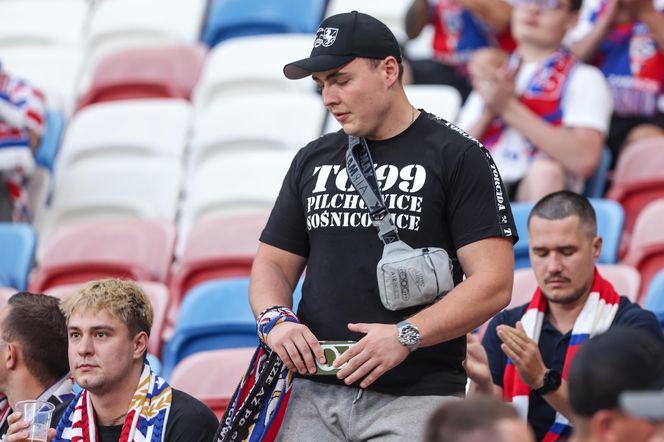 Górnik Zabrze - Termalica Nieciecza. Niesamowita atmosfera na Arenie Zabrze! Kibice Górnika dopingują swoją drużynę