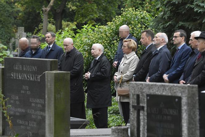 W miesięcznicę wszyscy z prezesem