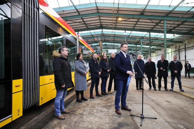 Warszawa modernizuje flotę pojazdów komunikacji miejskiej