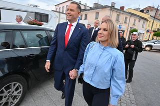 Czy pierwsza dama musi rezygnować z pracy? Marta Nawrocka jest aktywna zawodowo 