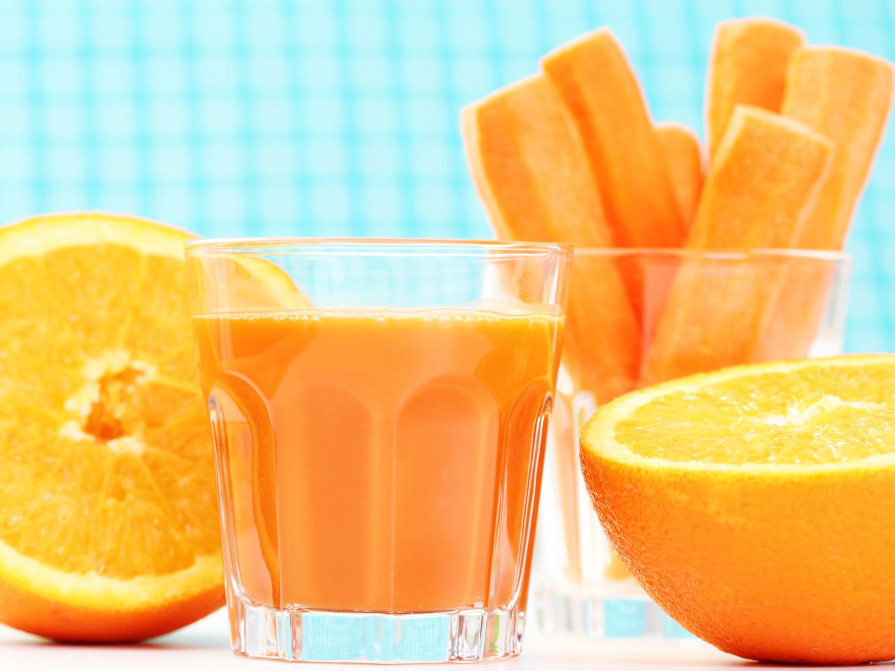 Napój marchwiowo-pomarańczowy