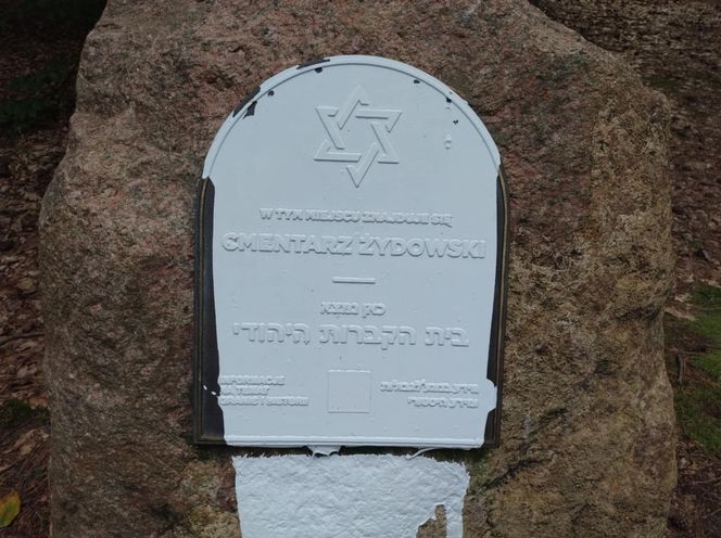Pomorskie. Zdewastowano cmentarz żydowski w Skarszewach
