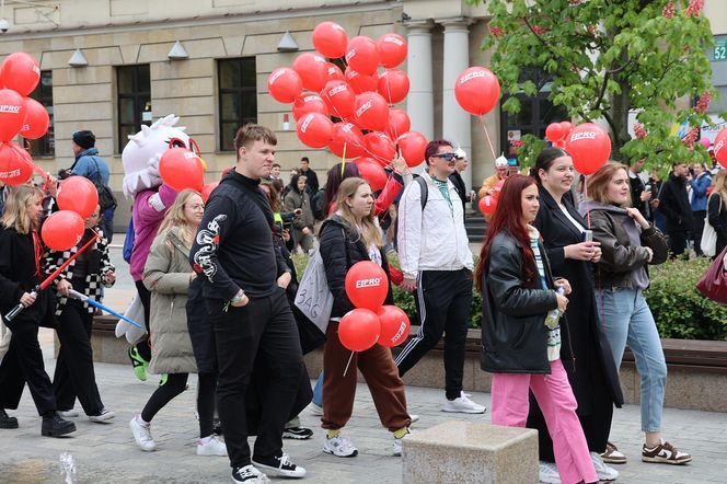 Kosmiczny korowód studencki przeszedł 9 maja ulicami Lublina