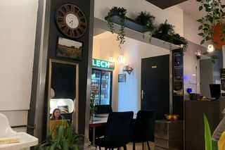 Lokal Chillout Pizza4Don znajduje się przy ul. Jana Henryka Żychonia 5 w Bydgoszczy