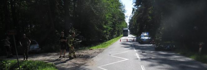 Niestety, po wypadku motocyklista zmarł w szpitalu