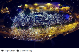 Łańcuch światła - zdjęcia z protestów w całej Polsce