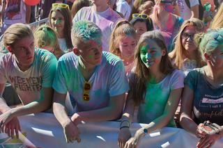 Lublin: Festiwal Kolorów 2018. Kolory Holi wystrzeliły w powietrze!