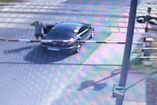 O krok od tragedii na lubuskich torach. Samochód zatrzymał się tuż przed rozpędzonym pociągiem