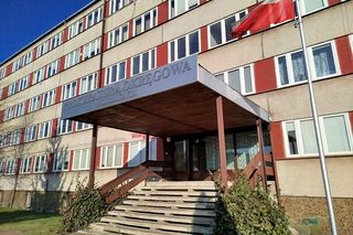 59-letni Adam Cz. przebywa obecnie w Mazowieckim Szpitalu Wojewódzkim w Siedlcach. Tam usłyszał od prokuratora dwa zarzuty