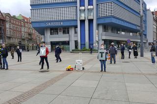 Protest przeciwko wyborom korespondencyjnym w Katowicach 