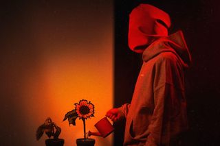 Przeszywająca tęsknota w nowym singlu imasleep - wait no