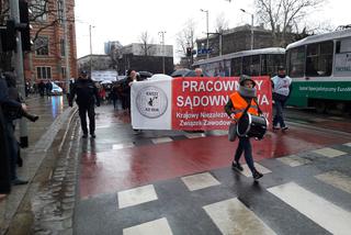 Protest pracowników sądów we Wrocławiu