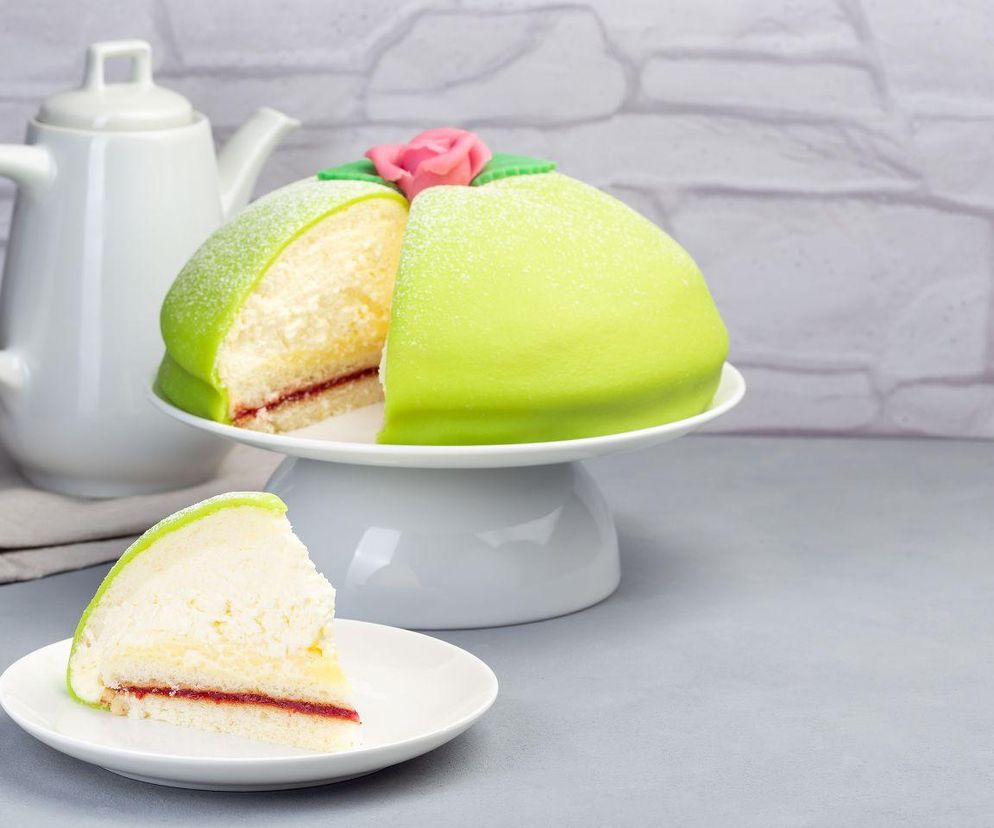 Ten szwedzki tort bije rekordy popularności. Prinsesstårta jest zjawiskowa i przepyszna 