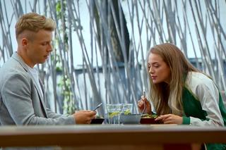 Barwy szczęścia odc. 2727. Oliwka (Wiktoria Gąsiewska), Patryk (Konrad Skolimowski) 