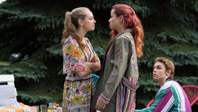 Barwy szczęścia odc. 1985. Mia (Maria Ruddick), Oliwka (Wiktoria Gąsiewska)